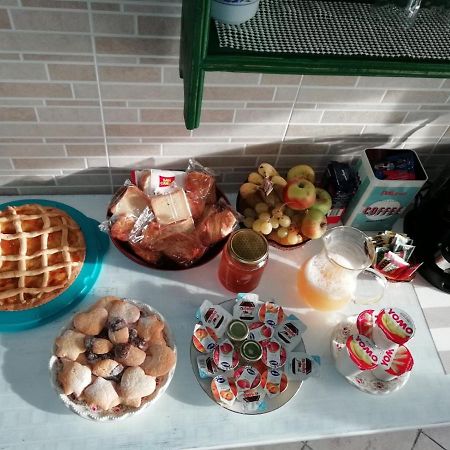 Good Morning Shopping Bed & Breakfast แซร์ราวัลเล สกรีเวีย ภายนอก รูปภาพ